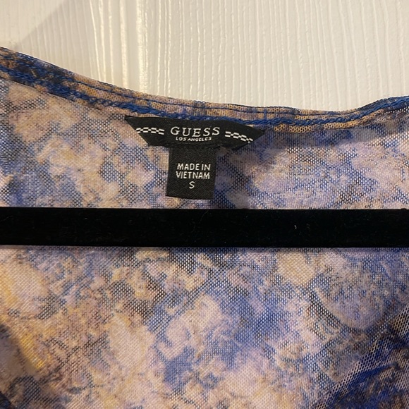 Guess Size Small - Picture 3 of 3